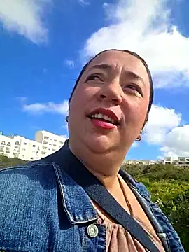 Snapshot of isabella_rossse chatting on February 25, 2026, 12:49 pm isabella rossse online show from February 25, 2026, 12:49 pm