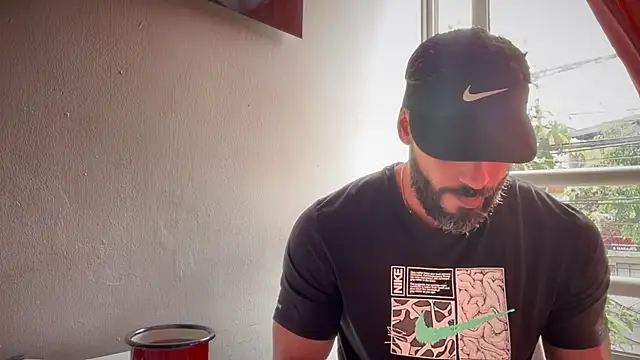 Snapshot of romeolovedark chatting on October 11, 2025, 2:29 pm romeolovedark online show from October 11, 2025, 2:29 pm