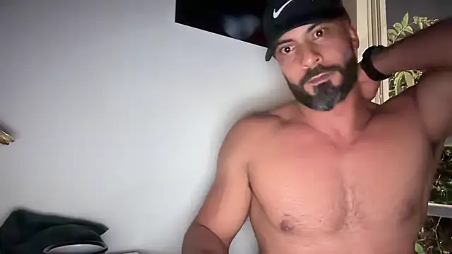 Snapshot of romeolovedark chatting on October 16, 2025, 4:54 am romeolovedark online show from October 16, 2025, 4:54 am