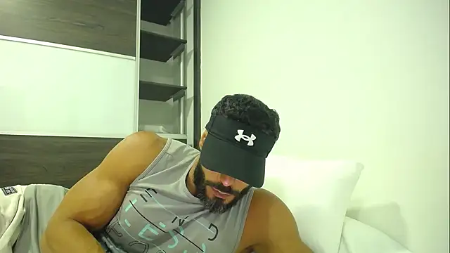 Snapshot of romeolovedark chatting on March 12, 2025, 11:33 pm romeolovedark online show from March 12, 2025, 11:33 pm