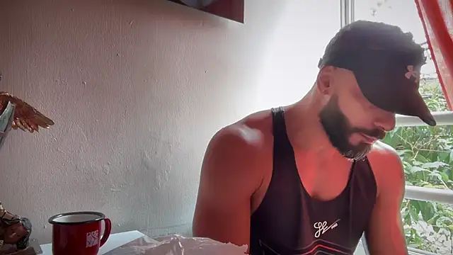 Snapshot of romeolovedark chatting on September 19, 2025, 2:10 pm romeolovedark online show from September 19, 2025, 2:10 pm