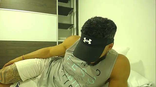 Snapshot of romeolovedark chatting on March 13, 2025, 3:44 am romeolovedark online show from March 13, 2025, 3:44 am