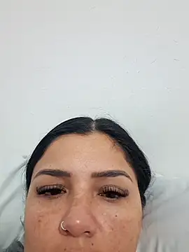 laura dirtyhot online show from December 10, 2024, 7:26 am