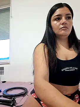 laura dirtyhot online show from January 9, 2025, 7:52 am