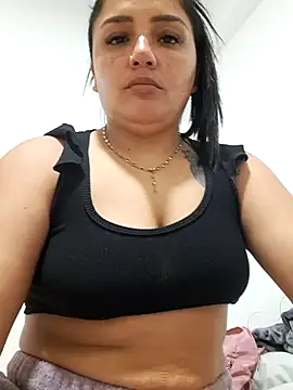 laura dirtyhot online show from February 2, 2025, 9:02 pm