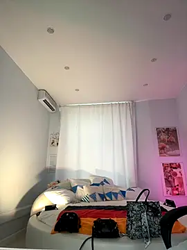 IvyHoney online show from October 7, 2025, 10:38 am