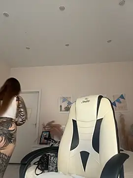 IvyHoney online show from September 27, 2025, 7:58 am