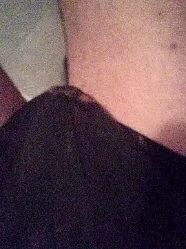 Snapshot of Invisiblesqz chatting on October 9, 2025, 10:21 pm Invisiblesqz online show from October 9, 2025, 10:21 pm