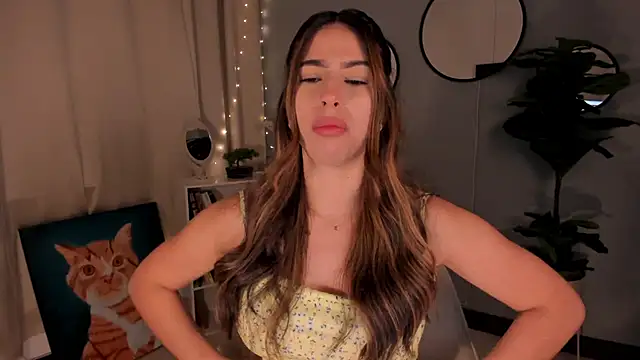 Snapshot of LiaPearce chatting on September 25, 2025, 12:44 pm LiaPearce online show from September 25, 2025, 12:44 pm