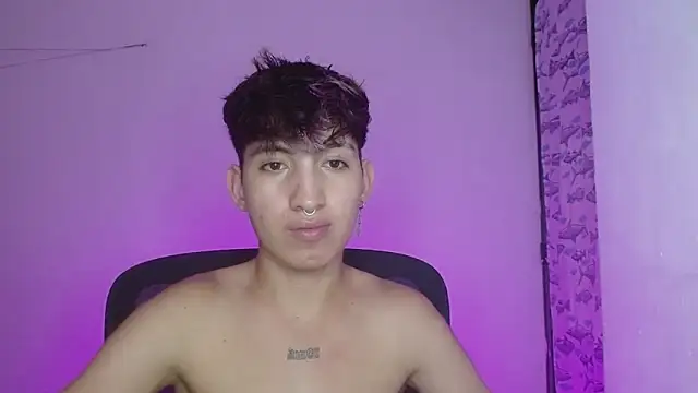 Snapshot of littlextreme chatting on February 20, 2025, 3:45 am littlextreme online show from February 20, 2025, 3:45 am