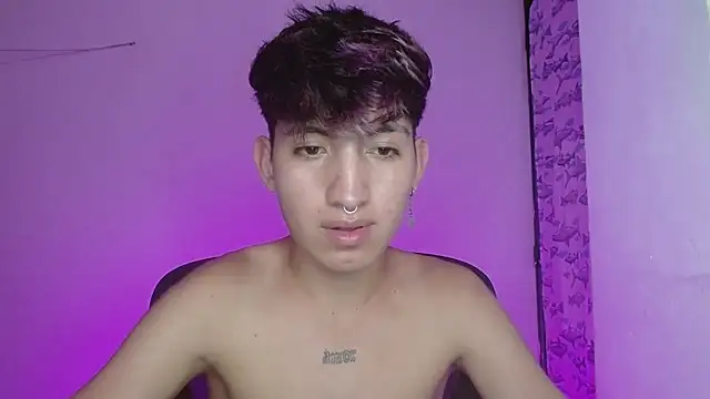 Snapshot of littlextreme chatting on February 21, 2025, 1:11 am littlextreme online show from February 21, 2025, 1:11 am