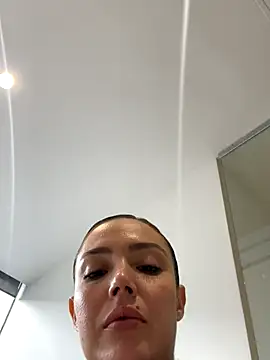 brianna 196 online show from September 28, 2025, 8:49 pm