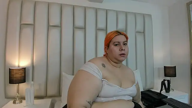 Snapshot of aandreaperez chatting on September 19, 2025, 11:36 am aandreaperez online show from September 19, 2025, 11:36 am