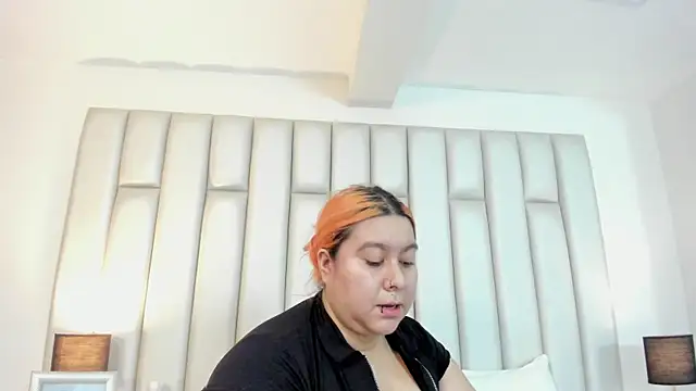 Snapshot of aandreaperez chatting on October 27, 2025, 11:44 am aandreaperez online show from October 27, 2025, 11:44 am