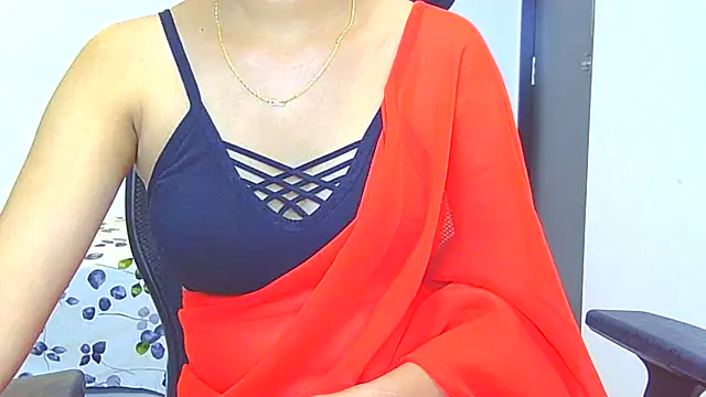 Snapshot of doll_sawra chatting on February 9, 2025, 6:37 pm doll sawra online show from February 9, 2025, 6:37 pm
