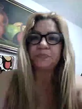 gisela27 online show from March 3, 2025, 2:22 am