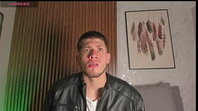 Snapshot of SebastianMaximoff chatting on September 28, 2025, 1:40 pm SebastianMaximoff online show from September 28, 2025, 1:40 pm