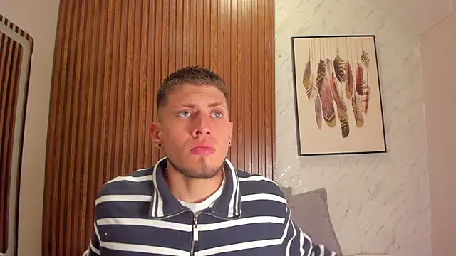 Snapshot of SebastianMaximoff chatting on October 8, 2025, 7:58 pm SebastianMaximoff online show from October 8, 2025, 7:58 pm