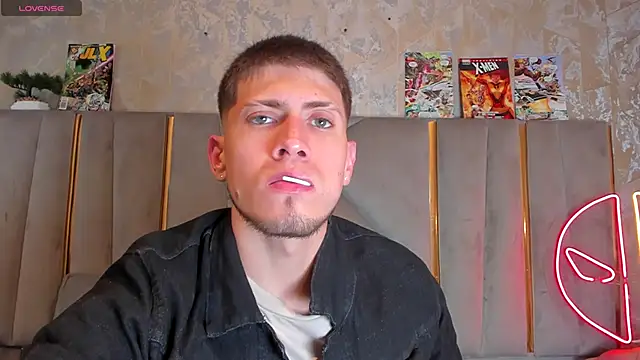 Snapshot of SebastianMaximoff chatting on September 23, 2025, 7:21 pm SebastianMaximoff online show from September 23, 2025, 7:21 pm