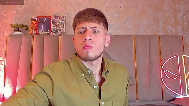 Snapshot of SebastianMaximoff chatting on September 20, 2025, 7:30 pm SebastianMaximoff online show from September 20, 2025, 7:30 pm