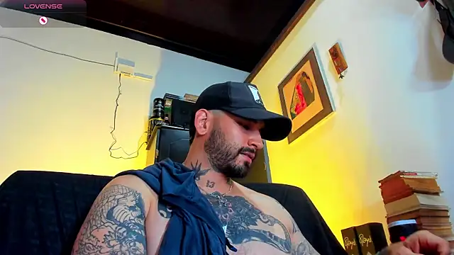 CamiloGray  online show from February 10, 2025, 7:07 pm
