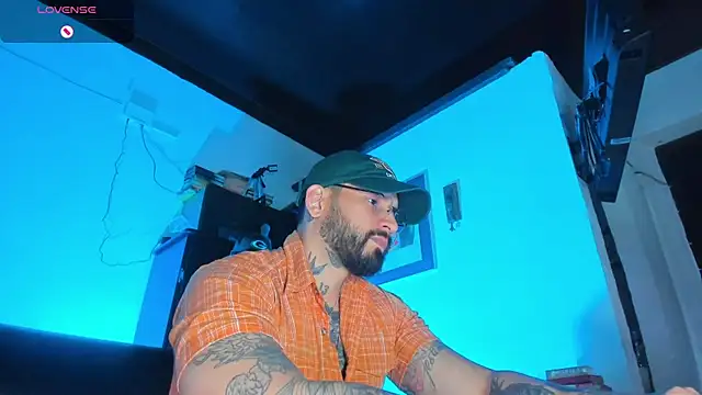 Snapshot of CamiloGray_ chatting on September 20, 2025, 11:59 am CamiloGray  online show from September 20, 2025, 11:59 am