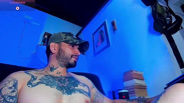 CamiloGray  online show from February 20, 2025, 2:02 pm