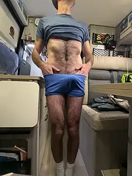 Snapshot of Hairy_athlete chatting on January 2, 2025, 4:35 pm Hairy athlete online show from January 2, 2025, 4:35 pm