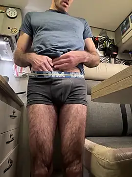 Snapshot of Hairy_athlete chatting on December 9, 2024, 8:01 pm Hairy athlete online show from December 9, 2024, 8:01 pm