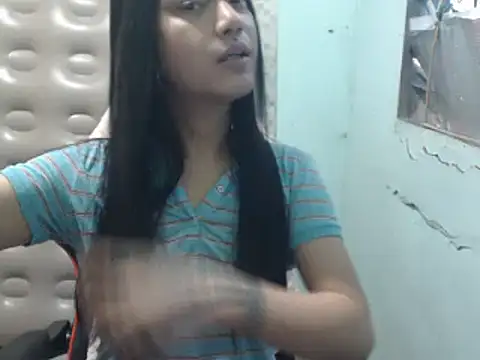 itsmacky4u online show from October 3, 2025, 2:26 am