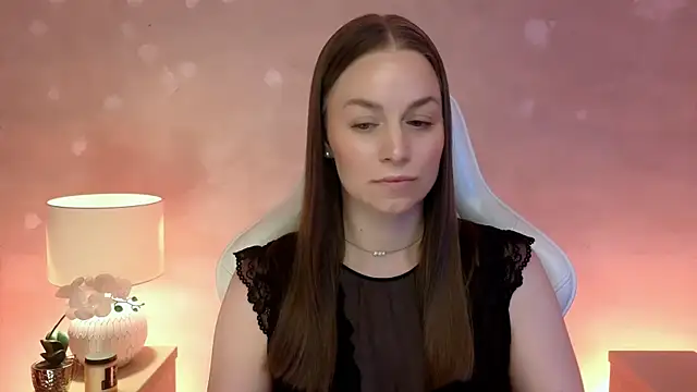 MilaFleur online show from July 8, 2026, 3:02 pm