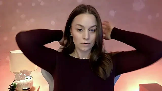 MilaFleur online show from June 5, 2026, 2:12 pm