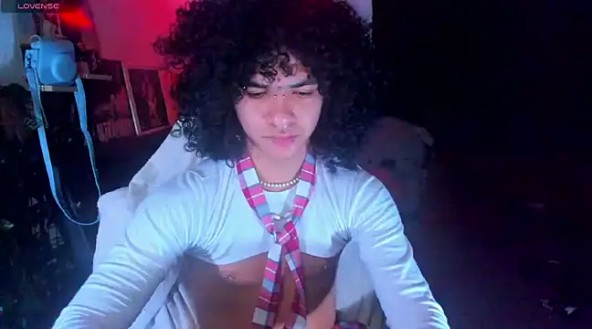 sweetvond  online show from March 2, 2025, 7:54 am