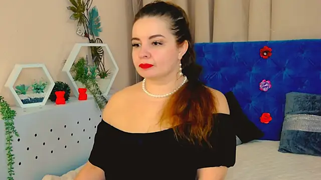 Snapshot of Riisse chatting on February 28, 2025, 8:39 pm Riisse online show from February 28, 2025, 8:39 pm