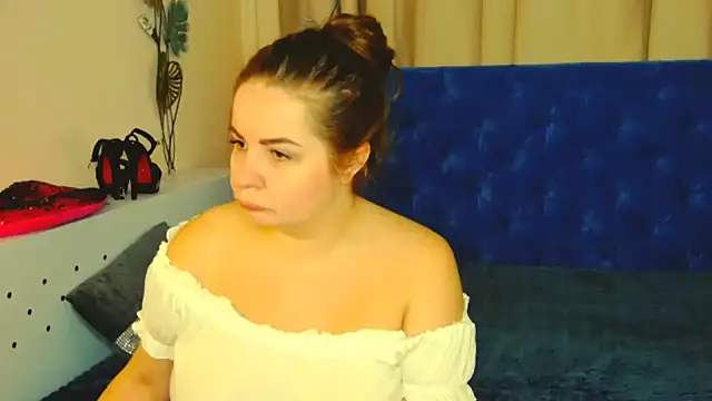 Snapshot of Riisse chatting on January 28, 2025, 8:47 pm Riisse online show from January 28, 2025, 8:47 pm