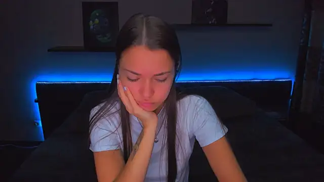 Snapshot of AlexaBarkley chatting on October 30, 2025, 12:20 am AlexaBarkley online show from October 30, 2025, 12:20 am