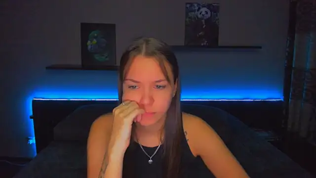 AlexaBarkley online show from December 16, 2025, 12:26 am