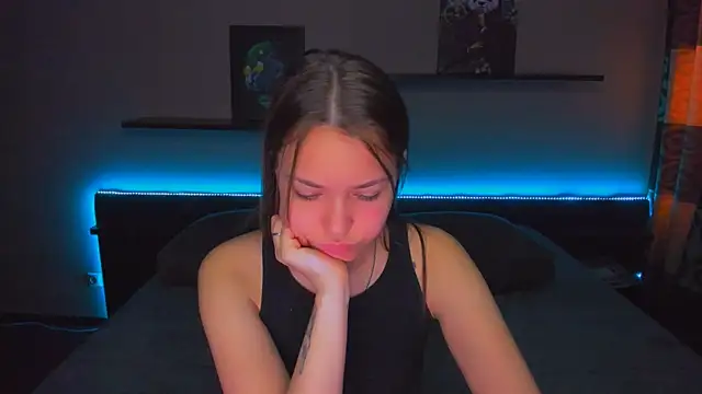 AlexaBarkley online show from April 8, 2026, 12:45 am