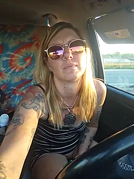 SheIsSomething online show from January 17, 2026, 12:26 am