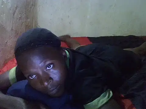 cute-shamza online show from October 2, 2025, 5:38 pm