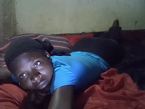 cute-shamza online show from October 4, 2025, 3:41 am