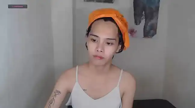 shecutie69 online show from February 21, 2025, 8:38 pm