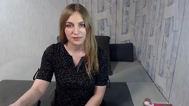 Pilly green  online show from February 6, 2025, 9:32 am
