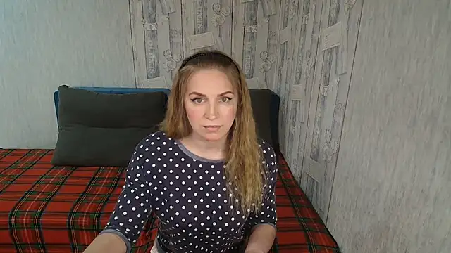 Pilly green  online show from December 18, 2025, 7:24 am