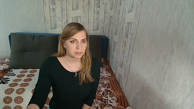 Snapshot of Pilly_green_ chatting on October 3, 2025, 8:16 am Pilly green  online show from October 3, 2025, 8:16 am