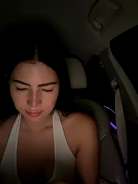 clairewntr online show from January 7, 2026, 9:09 pm