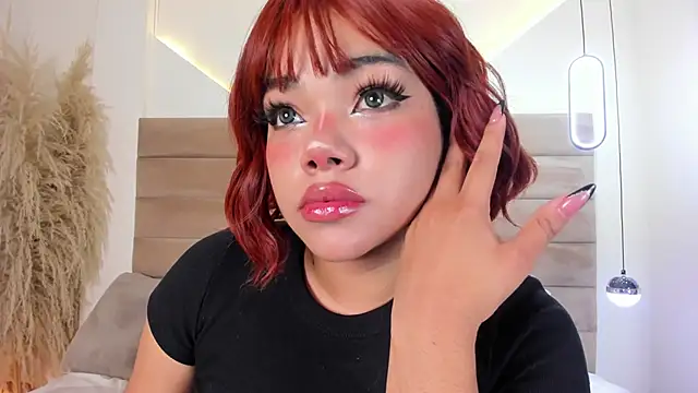 Snapshot of ValerieDiaz_ chatting on October 30, 2025, 12:25 pm ValerieDiaz  online show from October 30, 2025, 12:25 pm