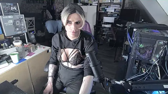 Manu3li online show from December 26, 2024, 1:18 am