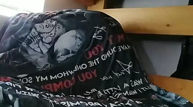 Snapshot of CAMINCHANCE chatting on March 11, 2025, 8:31 pm CAMINCHANCE online show from March 11, 2025, 8:31 pm