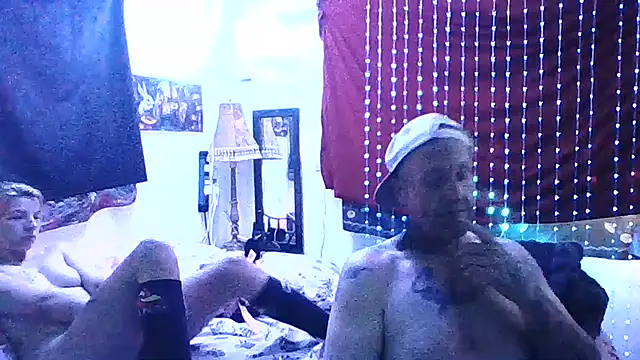 Snapshot of CAMINCHANCE chatting on July 19, 2026, 6:37 pm CAMINCHANCE online show from July 19, 2026, 6:37 pm
